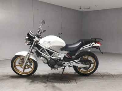 Honda VTR250 2011