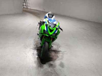 Kawasaki Ninja ZX-6R 2024