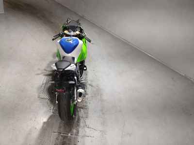 Kawasaki Ninja ZX-6R 2024