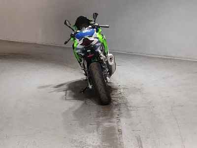 Kawasaki Ninja ZX-4RR 2024