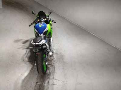 Kawasaki Ninja ZX-4RR 2024