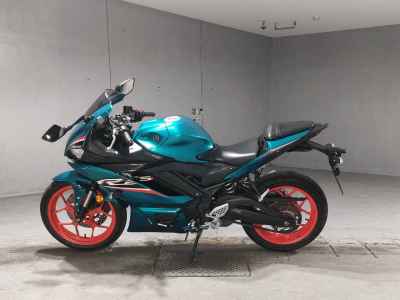 Yamaha YZF-R25 2021