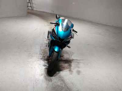 Yamaha YZF-R25 2021