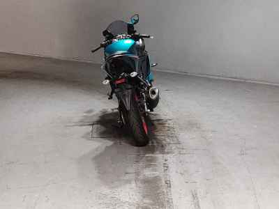 Yamaha YZF-R25 2021