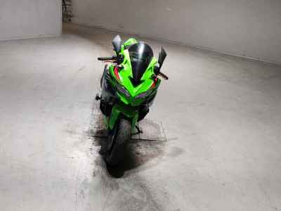 Kawasaki Ninja ZX-25R KRT Edition 2023