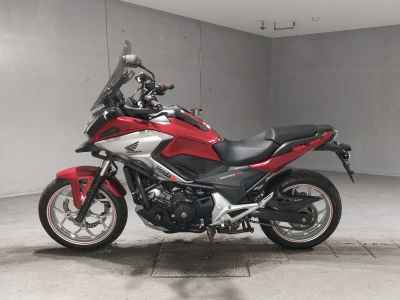 Honda NC750X 2016