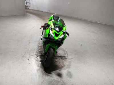 Kawasaki Ninja ZX-6R 2025