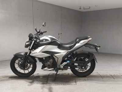 Suzuki Gixxer 250SF