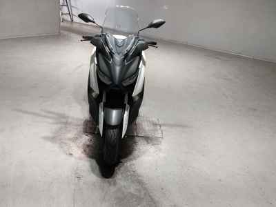 Yamaha XMAX 250
