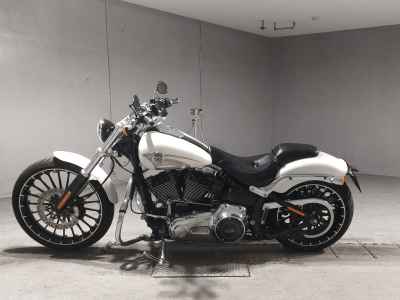 Harley-Davidson Breakout FXSB1690 2017