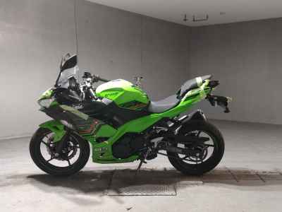 Kawasaki Ninja 400 2024