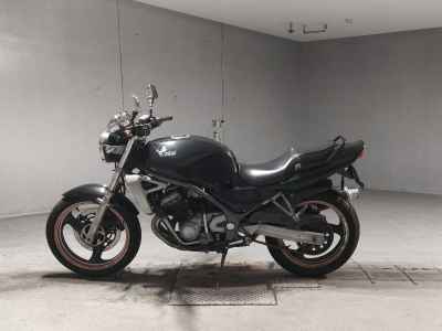 Kawasaki Balius ZR250
