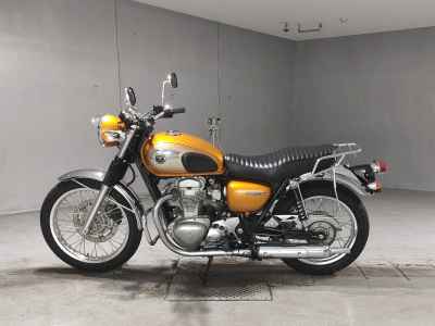 Kawasaki W800 2011