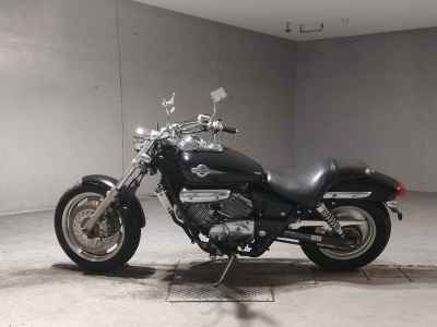 Honda Magna 250