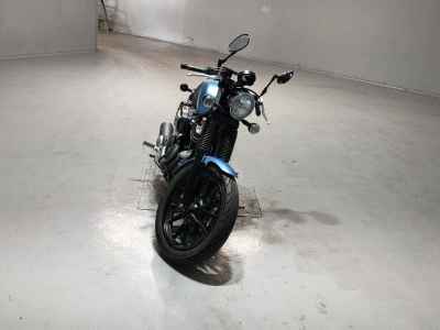 Yamaha Bolt