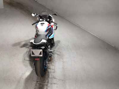 BMW M1000RR 2026