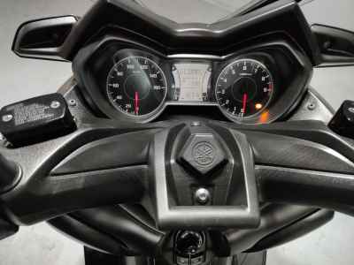 Yamaha XMAX 250