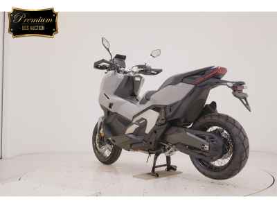 Honda X-Adv 750 2026