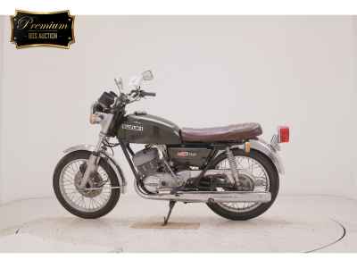 Suzuki GT250