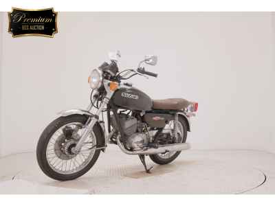 Suzuki GT250