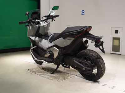 Honda X-Adv 750 2021