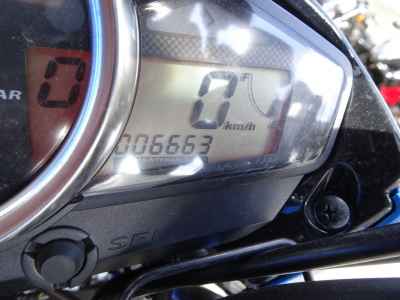 Suzuki GSR250