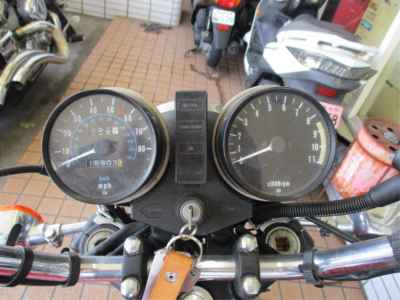 Kawasaki KZ1000 2023