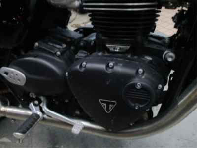 Triumph Bonneville T100 2023