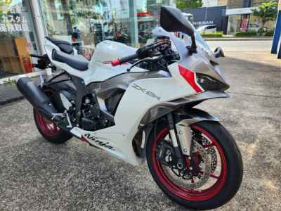 Kawasaki Ninja ZX-6R 2025