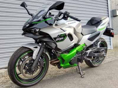 Kawasaki Ninja 7 Hybrid 2025