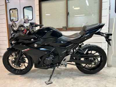 Suzuki GSX250R