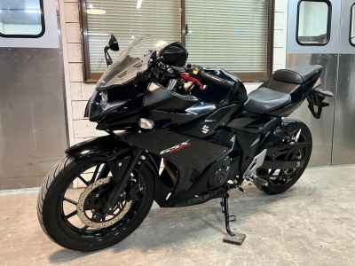 Suzuki GSX250R