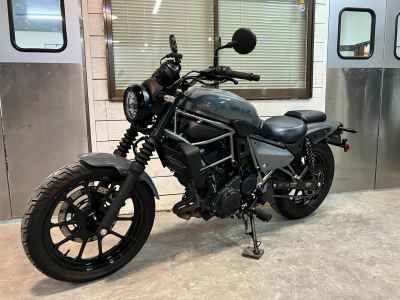 Kawasaki Eliminator 400 PLAZA ED 2024
