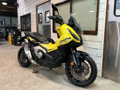 Honda X-Adv 750 2025
