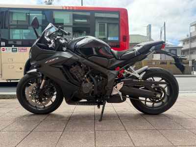 Honda CBR650R 2023