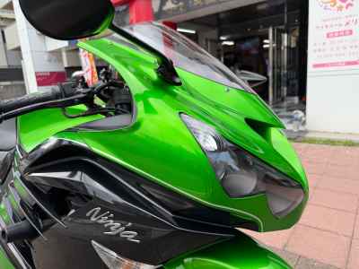 Kawasaki Ninja ZX-14R OHLINS 2016