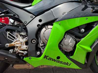 Kawasaki Ninja ZX-10R 2011