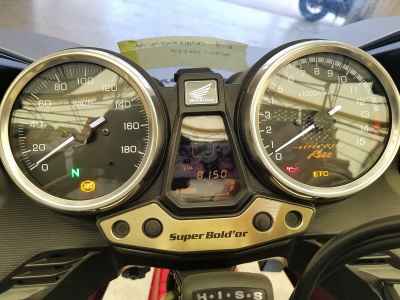 Honda CB400 Super Boldor 2021