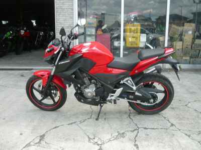 Honda CB250F 2015