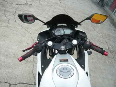 Yamaha YZF-R25 2015