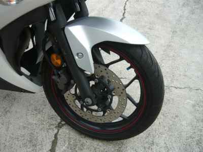 Yamaha YZF-R25 2015