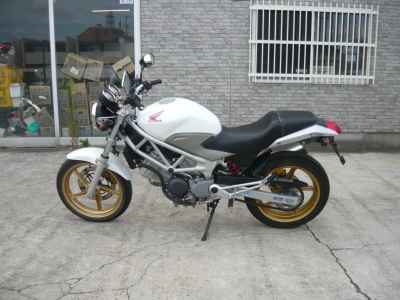 Honda VTR250 2011