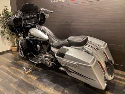 Harley-Davidson Street Glide FLHXSE1800 2015