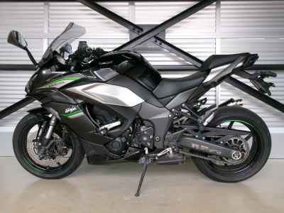 Kawasaki Ninja 1000SX 2023