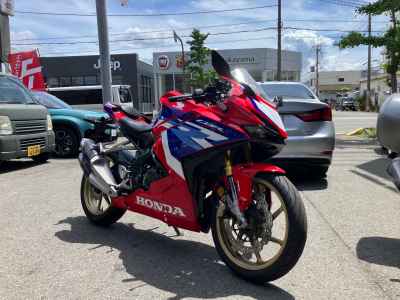 Honda CBR250RR 2023