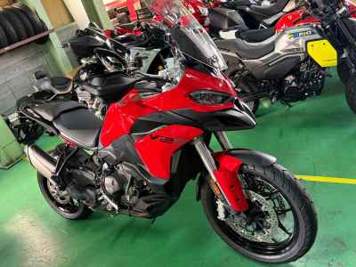 Ducati Multistrada V2S 2025