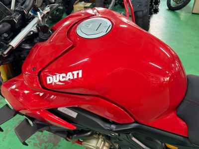 Ducati Streetfighter V4S 2021
