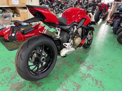 Ducati Streetfighter V4S 2021