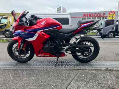 Honda CBR400R 2024