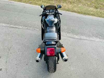 Kawasaki ZZR1100 2022